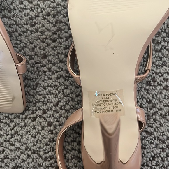 Steve Madden square toe heels - Picture 6 of 8